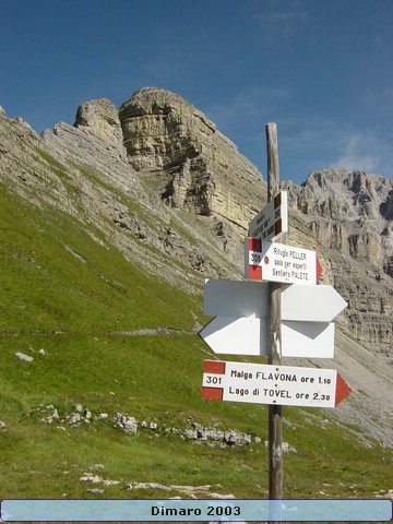 070.Hier gingen we steil omhoog de berg op - 2442.jpg