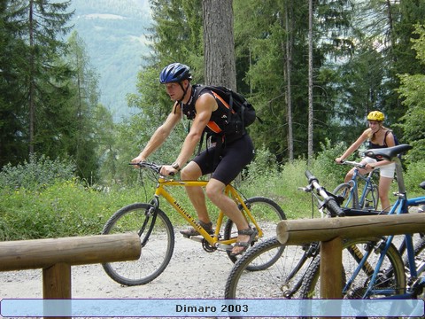 140.Bjrn en Annemarie komen aangefietst - 2514.jpg
