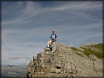 089.Daar bovenop de berg... - 2461.jpg