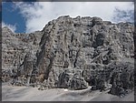 108.Typisch rotsgebergte van de Dolomieten - 2480.jpg