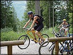 140.Bjrn en Annemarie komen aangefietst - 2514.jpg