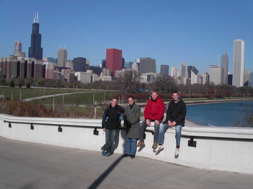 APS Chicago 2005 Large (46K)